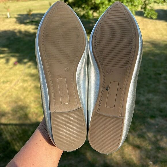 Kohl’s metallic silver Pointed Toe shoes‎ Ballet comfortable Flats size 8.5 - Picture 6 of 8